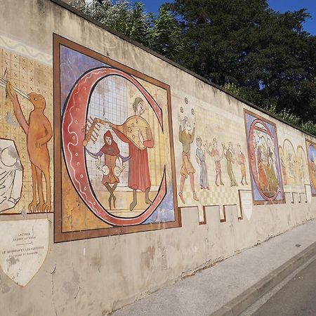 Appartement Chaleureux Au Pied De La Cite Avec Parking Καρκασόν Εξωτερικό φωτογραφία