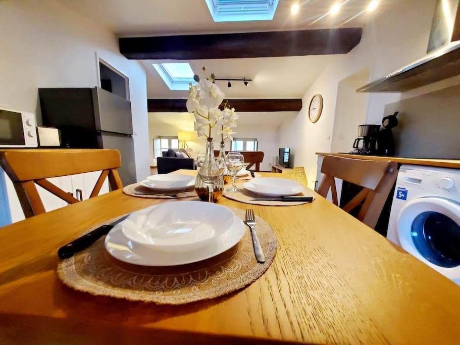 Appartement Chaleureux Au Pied De La Cite Avec Parking Καρκασόν Εξωτερικό φωτογραφία